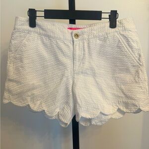 Lilly Pulitzer Women's White Cotton Scalloped Cotton Shorts, Resorts, Size 4